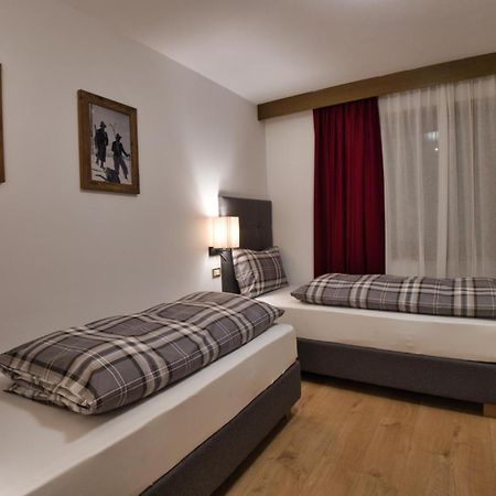 סן ויג'יליו די מרבה Alp Residence Pelegrin חדר תמונה